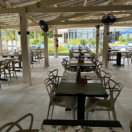 אובטובה Wembley Inn Hotel מראה חיצוני תמונה