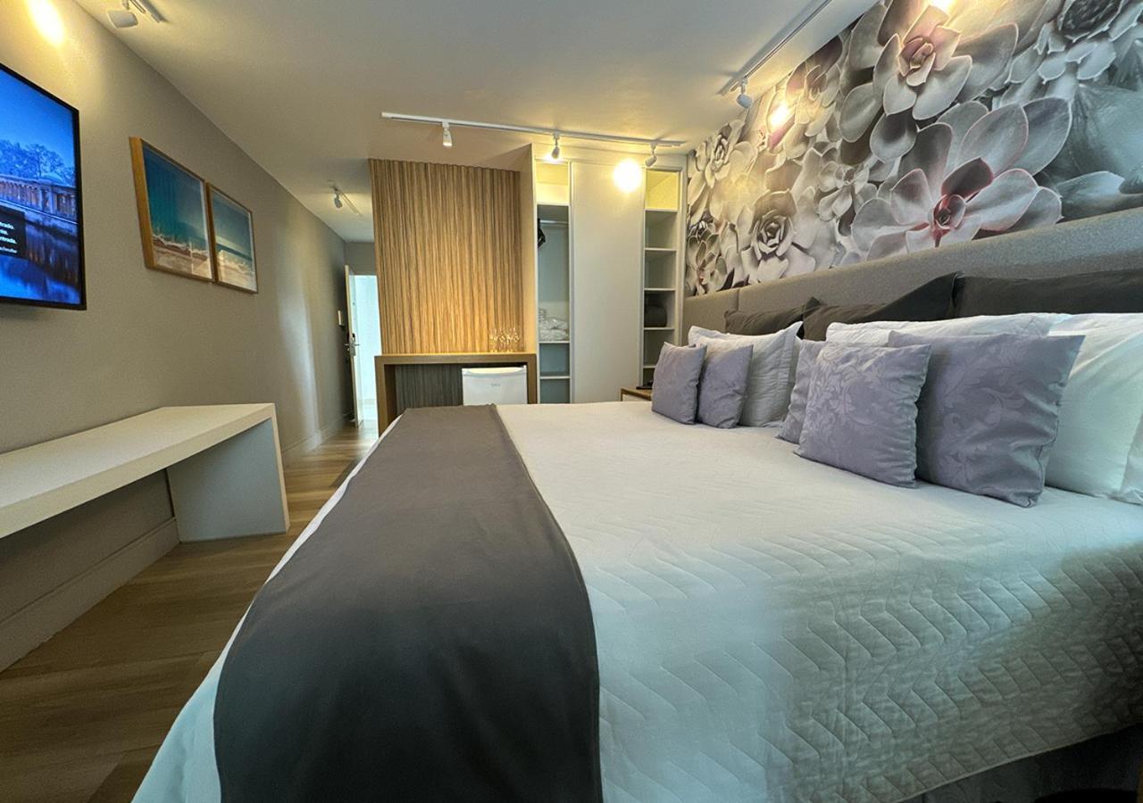 אובטובה Wembley Inn Hotel מראה חיצוני תמונה